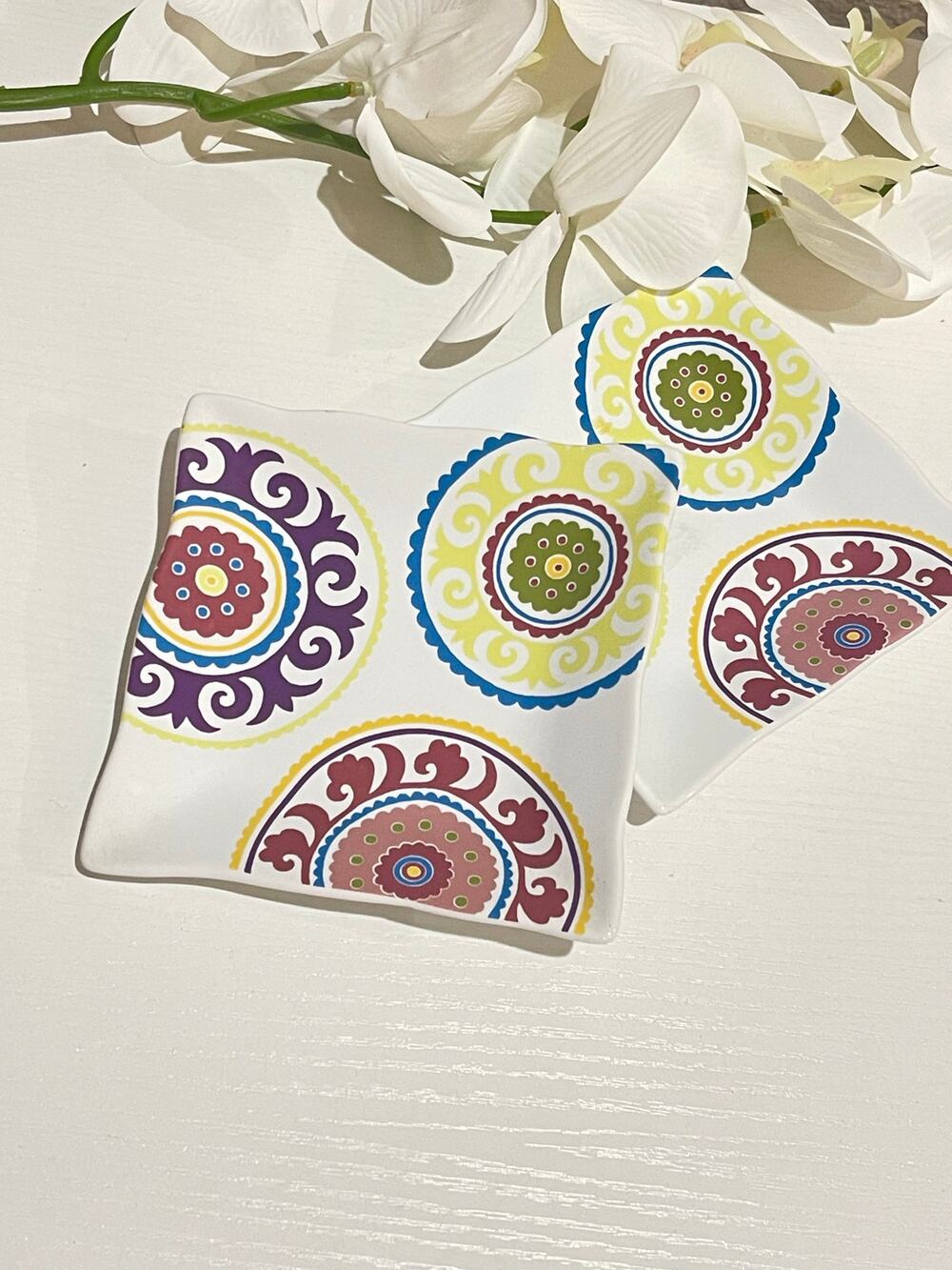 Set Of 2 222 Fifth Bright Suzani Fine China Dessert Plate, Appetizer plate